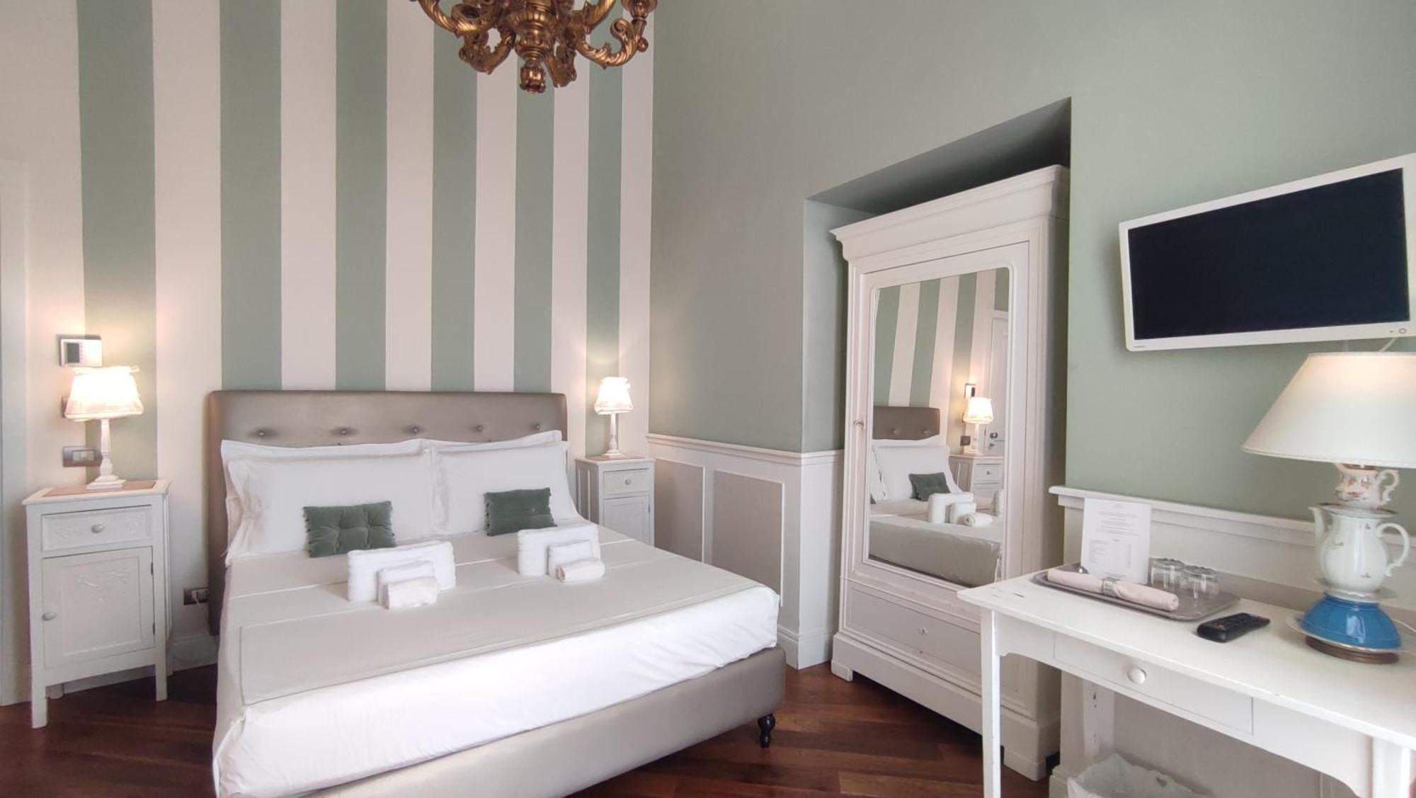 Dimora Bellini - Residenza D'Epoca Bed & Breakfast Palermo Exterior photo