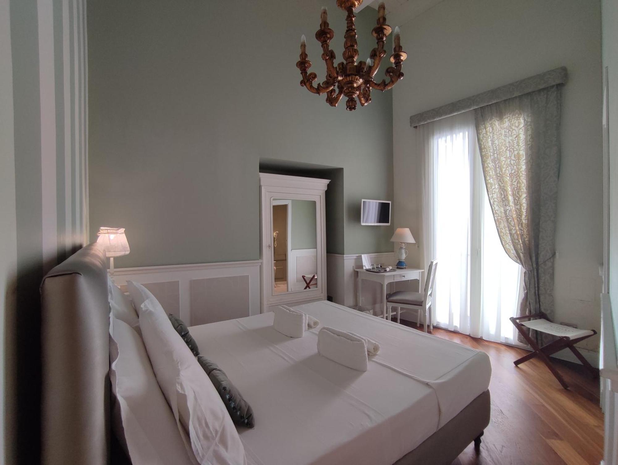 Dimora Bellini - Residenza D'Epoca Bed & Breakfast Palermo Exterior photo
